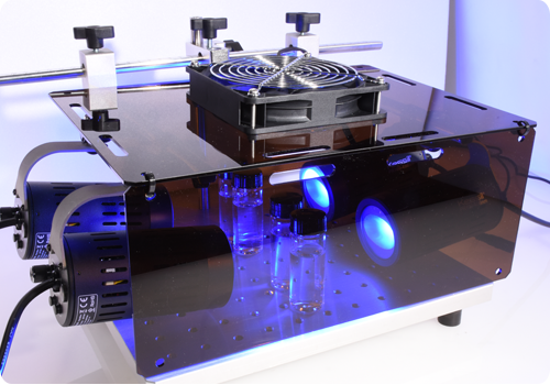 photoreactor with temperature control